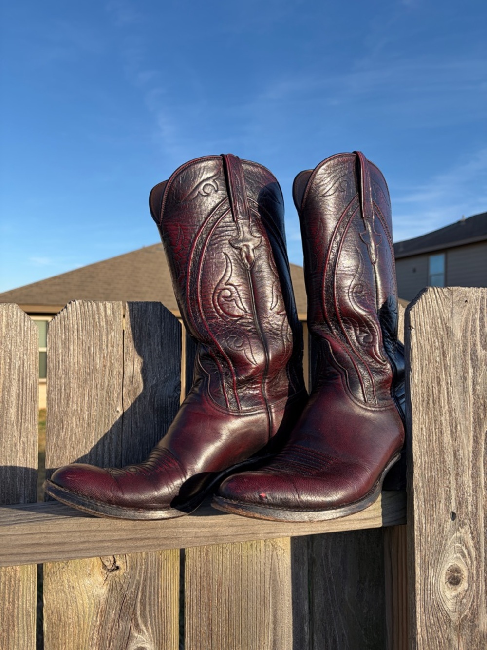 Lucchese Classics Men’s 9.5D Burgundy Western Cowboy Boots USA Handmade Leather